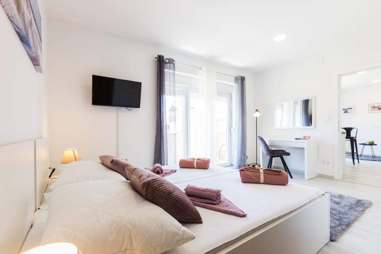2Sis 2 Apartments ซาดาร์ ภายนอก รูปภาพ