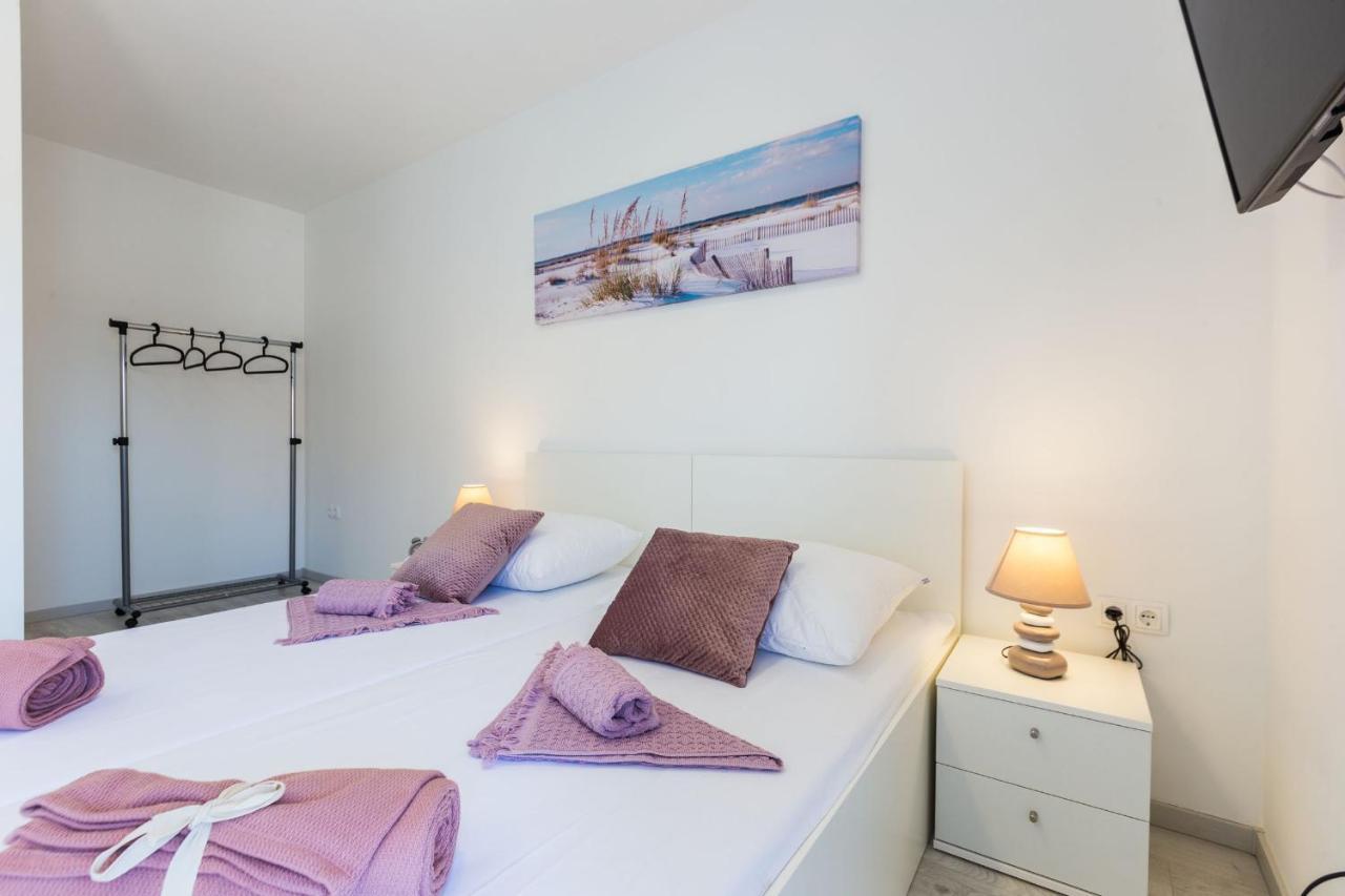 2Sis 2 Apartments ซาดาร์ ภายนอก รูปภาพ