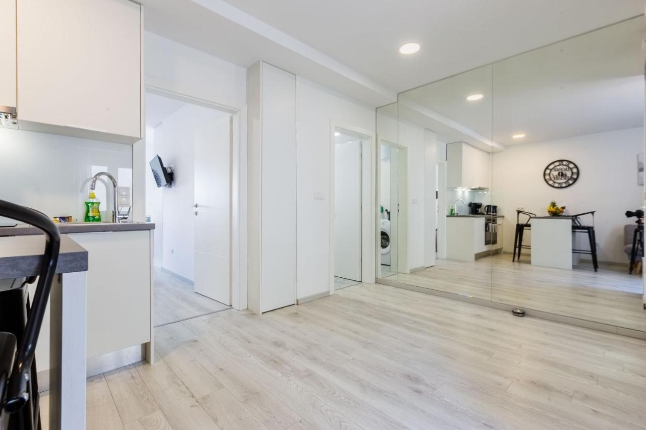 2Sis 2 Apartments ซาดาร์ ภายนอก รูปภาพ